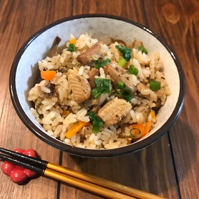 バター香る いわし味噌煮缶で炊き込みご飯 レシピ 作り方 By Riko クックパッド 簡単おいしいみんなのレシピが374万品
