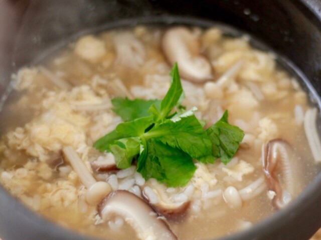 きのこ雑炊 レシピ 作り方 By 栄養士のれしぴ クックパッド 簡単おいしいみんなのレシピが366万品