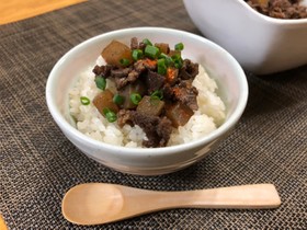 ☆ご飯のお供に!牛肉と蒟蒻の甘辛煮♪