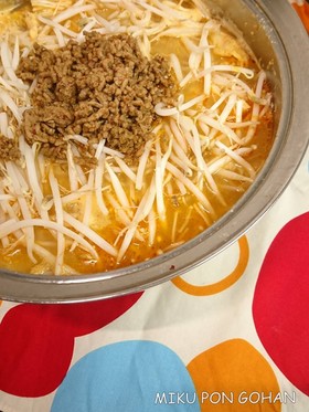 白菜が主役!しびれ坦々鍋