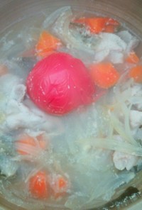 オニオンスープ風トマト入り鍋