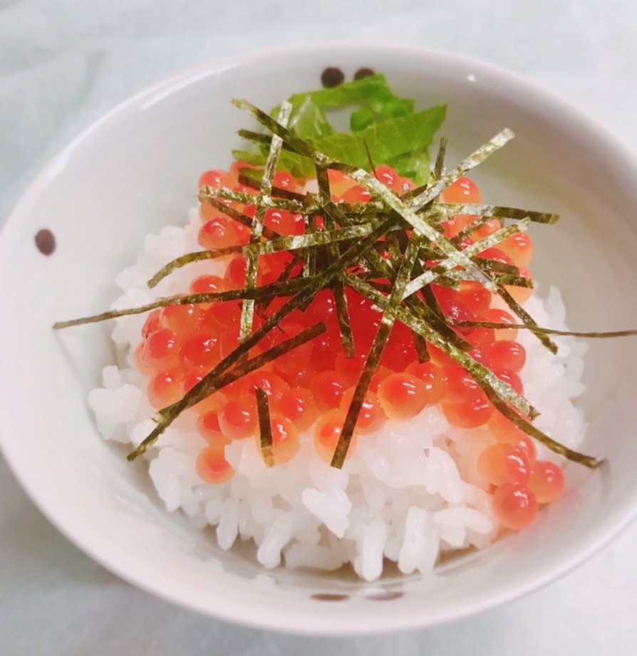 イクラ丼☆〜手作りのイクラの醤油漬けでの画像