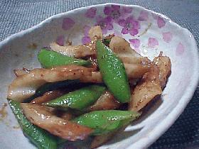 スナップえんどうと竹輪のポンマヨ炒め