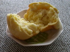 コーンミールとチーズのマフィン