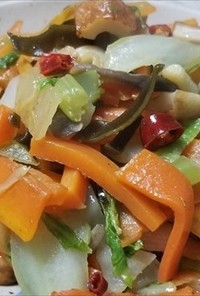 平茸、野菜、ちくわの油炒め・塩味