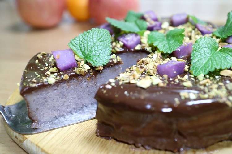 チョコ掛け紫芋のホールケーキ レシピ 作り方 By こざこざ クックパッド 簡単おいしいみんなのレシピが352万品