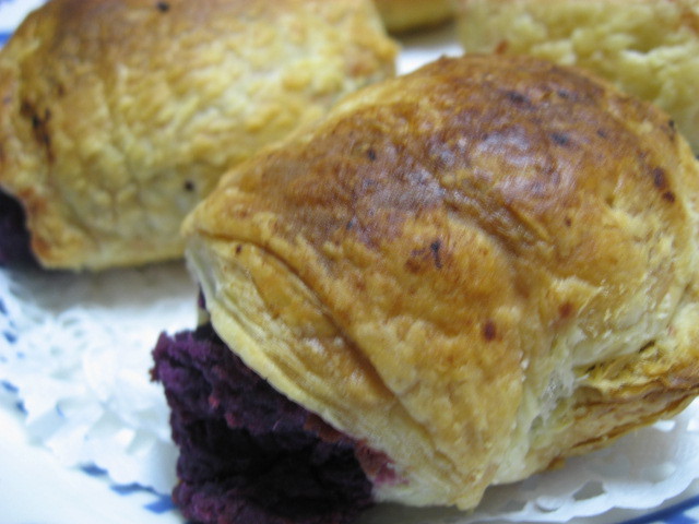 さっくさくが旨～～い♪簡単紫芋のパイ包みの画像