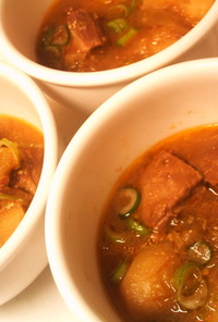 スロークッカーで簡単☆豚肉の辛味噌スープ