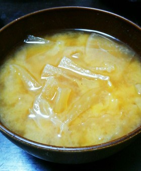 白菜と大根の味噌汁