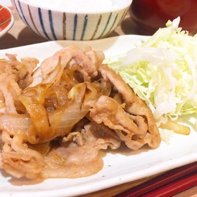 甘くて柔らか♪薄切り豚ロースの生姜焼き