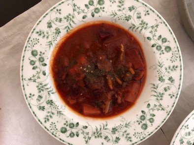 根菜とラム肉のボルシチの写真