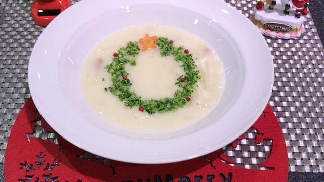 簡単 ステキなクリスマスリースのシチュー レシピ 作り方 By コロの料理 クックパッド