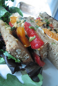 有機野菜のホットサンドイッチ