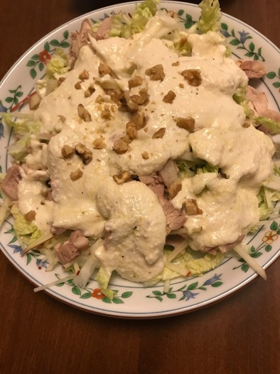 鶏肉と白菜のホワイトサラダの写真