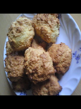 カリカリふわふわハニーパンクッキー