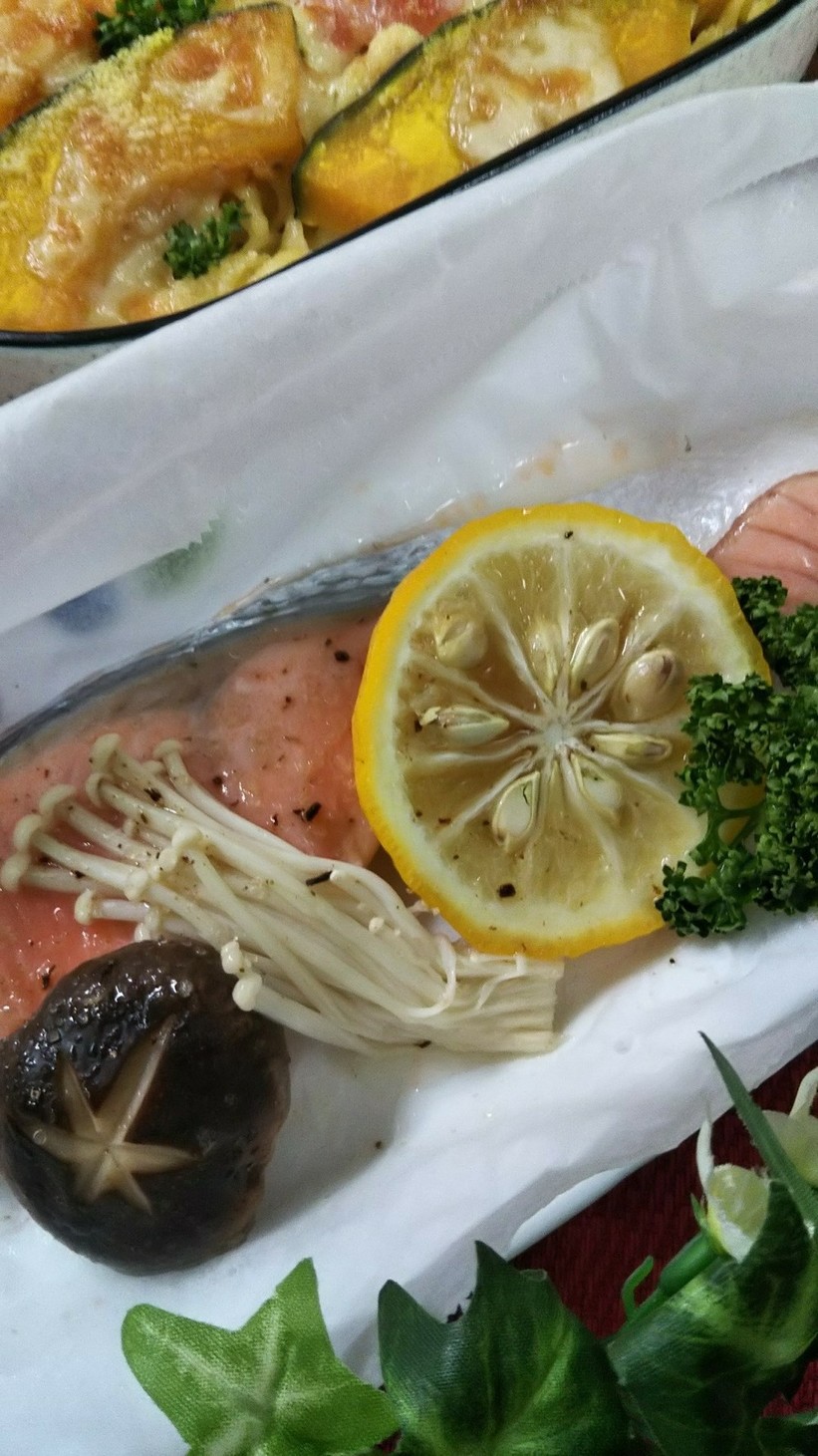 鮭の紙包み蒸し☆柚子風味の画像