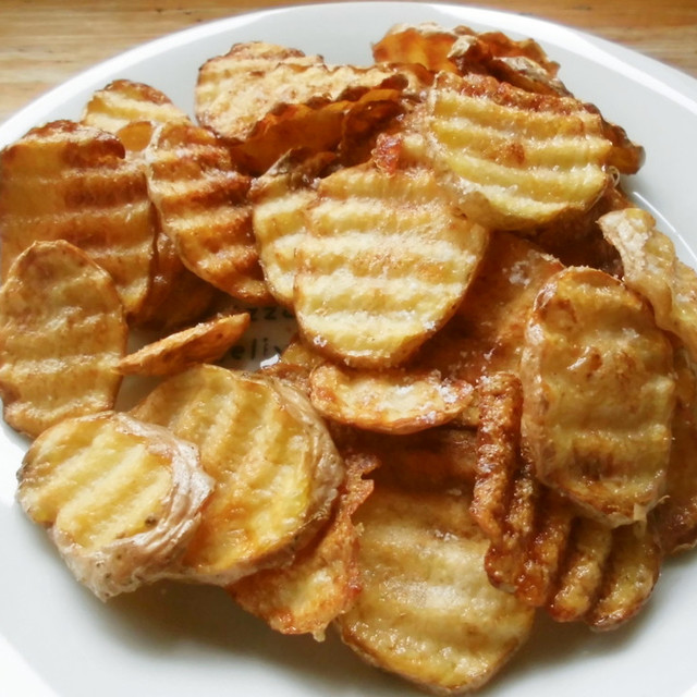 再現 ギザギザポテトチップス レシピ 作り方 By 花時計咲いた クックパッド 簡単おいしいみんなのレシピが365万品