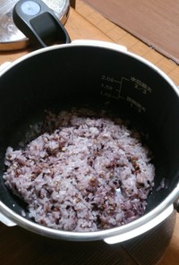 圧力鍋で，香り米入り雑穀米