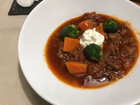 自作牛すじ肉ビーフシチュー