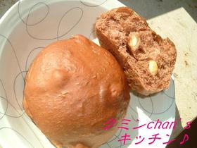 ココア風味のナッツパン ~中力粉で~