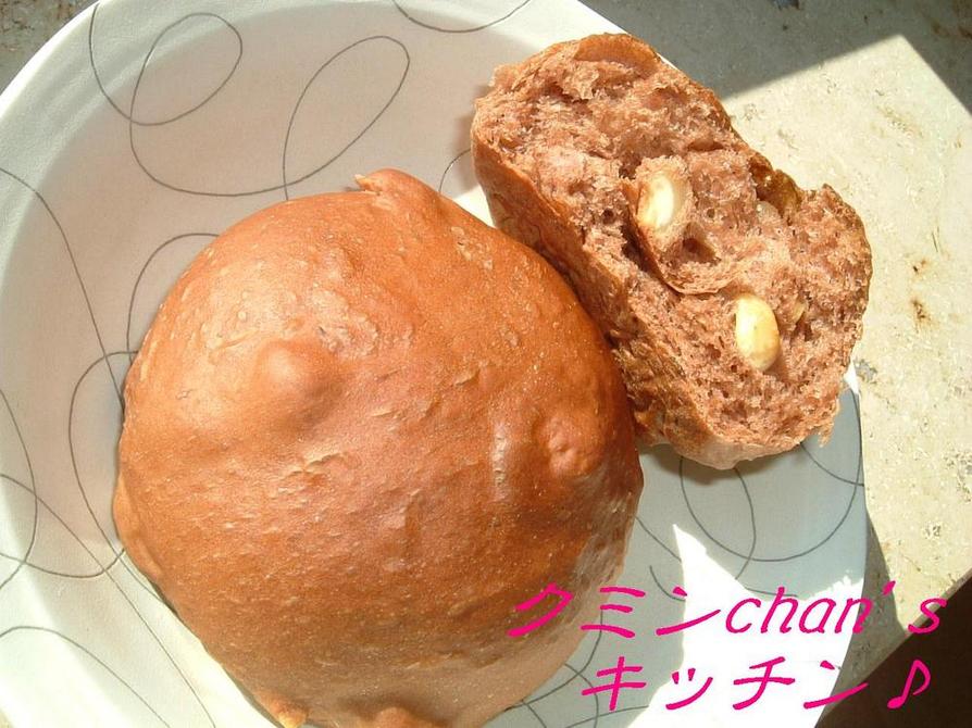 ココア風味のナッツパン　～中力粉で～の画像