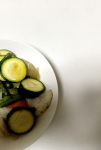 シリコンスチーマーで簡単 温野菜サラダ