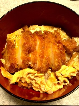 フライドチキン丼又は燻製とり天出汁茶漬け