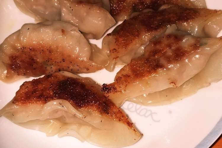 ホットプレートで一気に焼く うちの餃子 レシピ 作り方 By まゆ プーさん クックパッド 簡単おいしいみんなのレシピが360万品