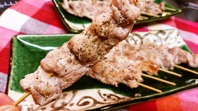 簡単!見た目も楽しく!【くねくね豚串】