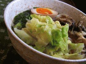 茹できゃべつの生姜うどん