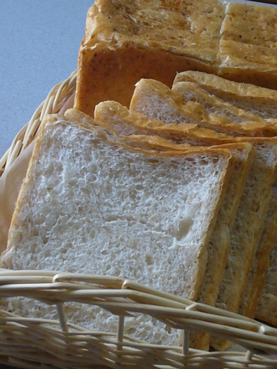 我が家の食パンの写真