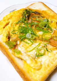 ケチャハムの卵とじパン