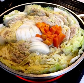 白菜と豚ミンチの簡単ミルフィーユ鍋