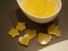 簡単☆おやつにグミ作り