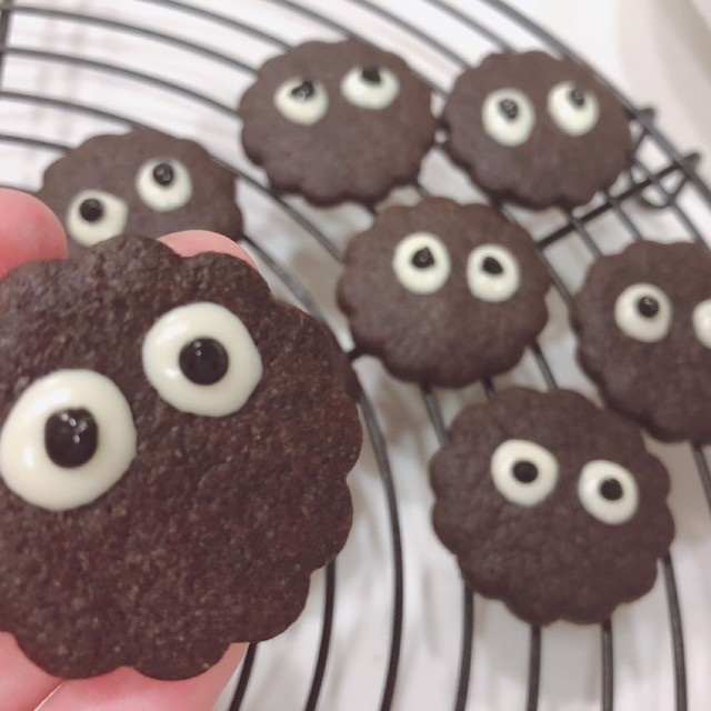 まっくろくろすけクッキー レシピ 作り方 By りなこ Uu クックパッド 簡単おいしいみんなのレシピが350万品 まっくろくろすけクッキー レシピ 作り方 By りなこ Uu クックパッド 簡単おいしいみんなのレシピが350万品
