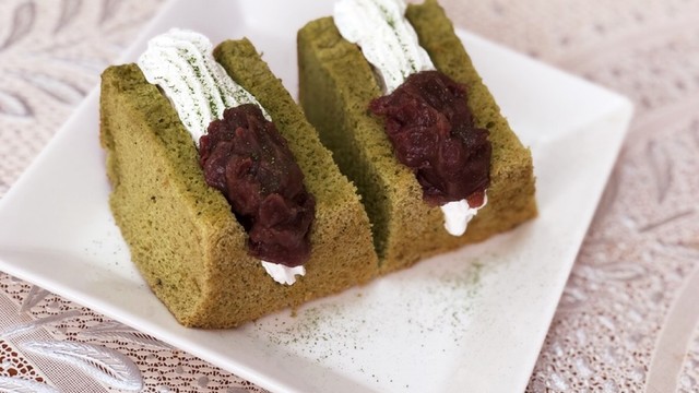 抹茶のシフォンケーキ あずきホイップのせ レシピ 作り方 By マカロン クックパッド