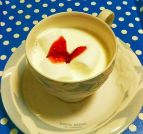 イチゴオレ風ホットミルク☆