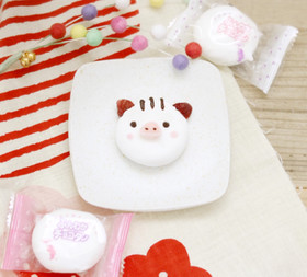 チョコマシュマロの亥年デコ