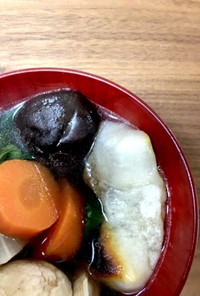 関東風お雑煮 (鰹だし&醤油ベース)