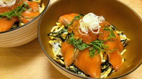 海鮮親子丼