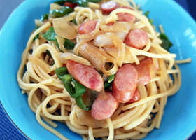 簡単!ウィンナーと玉ねぎのスパゲッティ