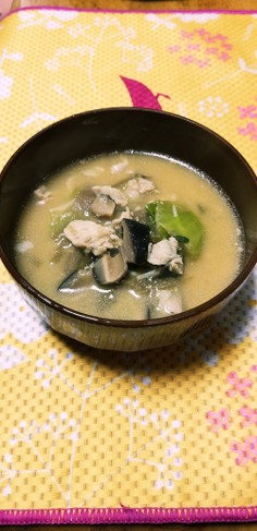 おせちの煮物が余ったら豚汁に♪