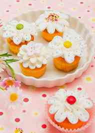 みんなが作ってる フラワーカップケーキのレシピ クックパッド 簡単おいしいみんなのレシピが356万品