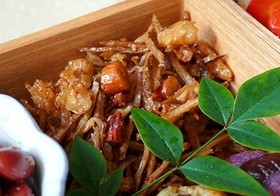 砂糖不使用、ごぼうとナッツの田作り風