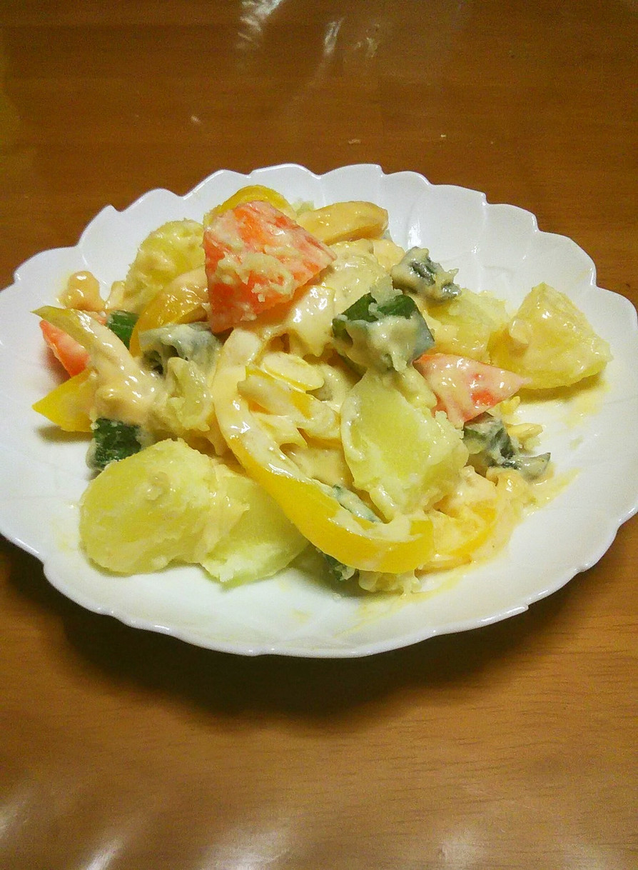 カシューナッツ入り味噌マヨ×温野菜サラダの画像