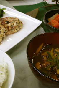 鮭と豆腐の味噌バーグ（健康食）