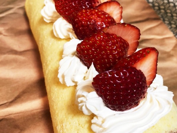 超絶簡単ロールケーキ