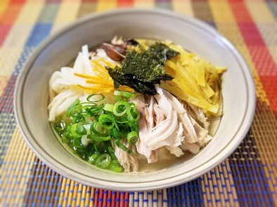 奄美大島の郷土料理＊鶏飯の写真
