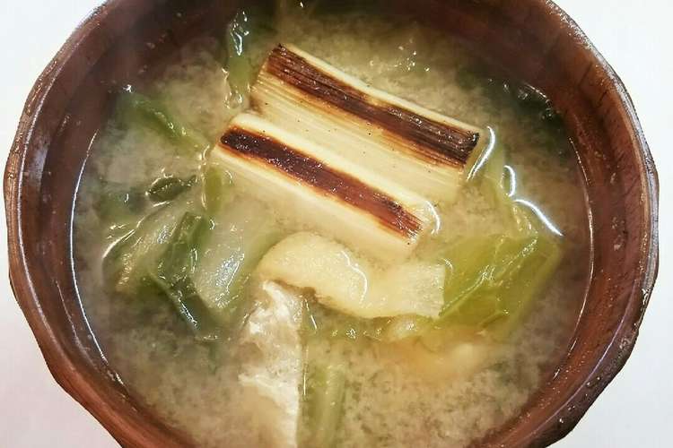 白菜 白ネギ 油揚げの味噌汁 レシピ 作り方 By Msgnb1 クックパッド