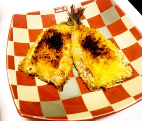 イワシの梅チーズパン粉焼き